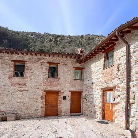 Apartment 1 Bedroom Stunning In Gubbio