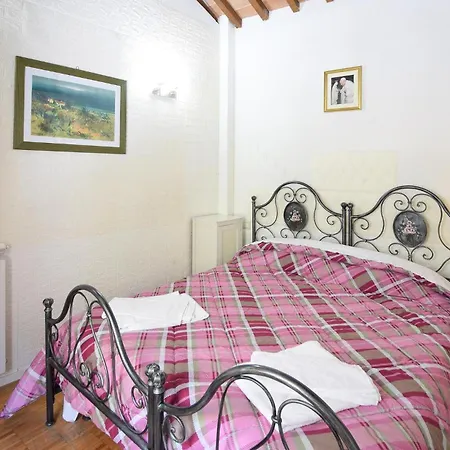 1 Bedroom Stunning In Daire *