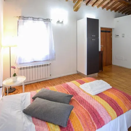 1 Bedroom Stunning In