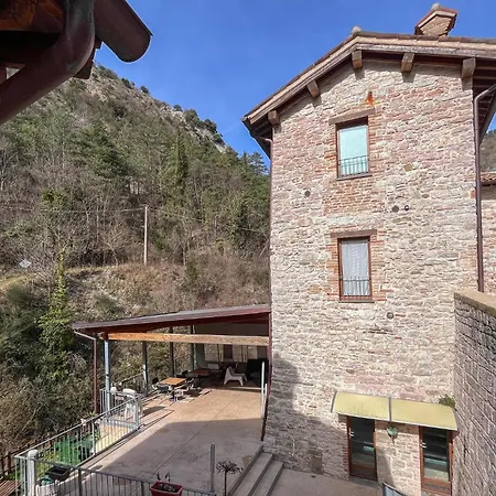 Apartment 1 Bedroom Stunning In